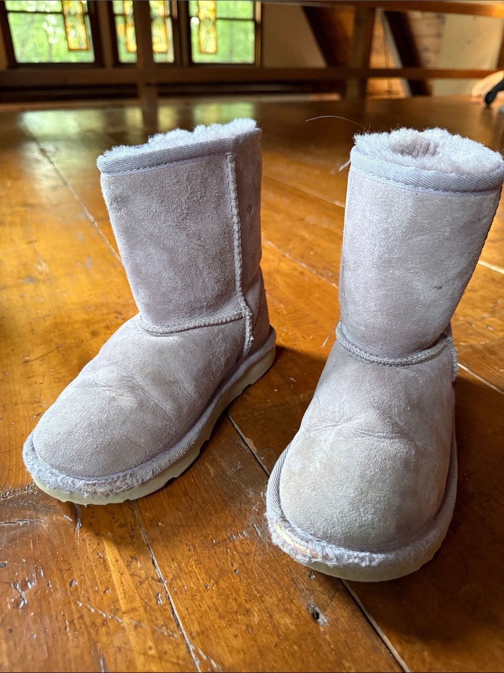 Kids Lilac Ugg Classic Short Boots